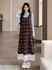 Elegante conjunto de atuendo retro, nueva colección primavera 2026: Camisa base azul y vestido chaleco de lunares, un conjunto de dos piezas para mujeres embarazadas