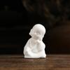 Mascota de té de porcelana blanca hecha a mano, pequeño monje zen, lindo juego de té de cerámica Sha mi kung fu, accesorios, bandeja de té para decoración de sala de estar