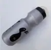Botella de agua deportiva adecuada para ciclismo de montaña, con tapa a prueba de polvo, hecha de plástico PC, botella de agua de dos tonos, equipo y accesorios, blanco