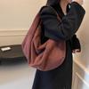 Bolso de Hombro Retro Popular Transfronterizo de Gamuza Escarchada 2025 Nuevo Casual Superficie Suave Gran Capacidad