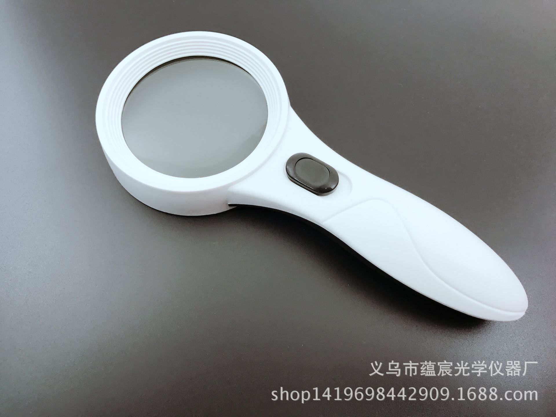 CC51E763F6F9A6666D4037B901A4B9