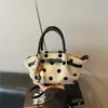 Bolsa Saco de Bolinhas Estilo Verão 2026 de Aparência Sofisticada, Bolsa de Mão/Ombro Estilosa e Personalizada, Bolsa para Trabalho e Lazer