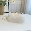 Nova Bolsa de Pelúcia com Penas de Peru Outono 2025 Moda Cor Sólida Bolsa Tote de Pelo Bolsa de Ombro de Alto Valor com Alça de Corrente