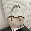 Bolso Retro de Gran Capacidad para Mujer 2025 Otoño Nueva Moda Color Contraste Hombro Axila Bolso Tote Casual para Ir al Trabajo