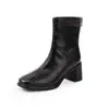 Versión de piel de vaca Uva Mamá mismo estilo 6cm Tacón grueso francés Botas tipo Martin para mujer Punta cuadrada Cremallera trasera Botas adelgazantes Botas de tacón alto cortas