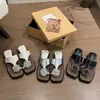Sandalias de Chancla con Fuegos Artificiales de Pedrería de Moda para Mujer, Adecuadas para Usar al Aire Libre, Estilo Francés Verano 2026, para Combinar con Vestidos, Chanclas de Cuña