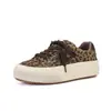 Zapatos de Entrenamiento Moral con Suela Gruesa Estampado de Leopardo para Mujer 2025 Otoño e Invierno Nuevos Versátiles Retro Estrella Zapatos Sucios Casuales Deportivos Desgastados
