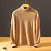 Novo suéter masculino de cashmere, gola alta, versátil para o trabalho, modelador, moderno, malha de lã lisa, camada base quente