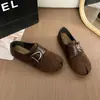 Sapatos baixos femininos que aumentam a altura, sapatos de sola única, sapatos baixos, sapatos versáteis de couro macio para o outono de 2026, novo estilo Mary Jane