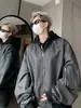 Chaqueta con capucha falsa de dos piezas para hombre, otoño e invierno 2024, nuevo estilo americano, sensación de alta gama, nueva y atractiva marca de moda, chaqueta informal holgada.