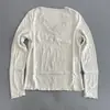 Camiseta Feminina com Gola V e Renda nas Mangas Longas, Corte Justo, Novo Estilo de Outono, Blusa Básica Emagrecedora e Versátil, Top Suave e Feminino