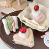 Muñeco de Peluche Serie Comida de Dibujos Animados Llavero de Hamburguesa Sándwich 3D Postre Colgante Decoración de Empaque Divertido