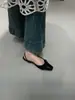 Sapatos Mary Jane Chuyuji Estilo Retrô Salto Grosso para Mulheres Primavera 2026 Bico Quadrado Laço Salto Médio Baixo Sandálias de Couro Macio