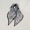 Bufanda Larga Delgada de Gasa y Seda de Nuevo Estilo Primavera y Otoño para Mujer, Bufanda Larga Delgada a Cuadros Florales de Estilo Francés con un Toque de Alta Gama, Se Puede Usar como Decoración de Cinturón