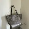 Ruien 2026 Otoño Nueva Bolsa de Mano Estampado de Leopardo Vintage Casual para Viajes Diarios Bolso de Hombro Simple de Gran Capacidad para Mujeres