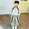 Conjunto de ropa de primavera para niños 2026 nueva ropa infantil conjuntos a juego para hermanos conjunto de dos piezas de otoño estilo coreano deportivo moderno para niños