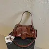 Bolsa Quadrada Pequena Retro de Nicho Coreana Feminina Outono 2026 Nova Bolsa Transversal Estilosa com Personalidade Bolsa de Ombro Único na Axila da Moda