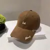 Gorra de Béisbol Dura con Visera Ancha para Hombres y Mujeres, Diseño Coreano para Circunferencia de Cabeza Grande, con Letras Bordadas, Protección Solar Pequeña que Muestra el Rostro