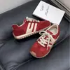 Tênis retrô da moda com estampa de leopardo Forrest Gump para mulheres, novo estilo outono 2026, tênis de treino casual versátil em bloco de cores Maillard alemão