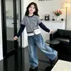 Conjunto de três peças para meninas para o início do outono, estilo coreano, camiseta de manga comprida de outono para meninas maiores, conjunto de roupas infantis de outono com duas peças falsas