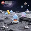 Oso espacial de dibujos animados creativo, astronauta, juego de moda, adornos pequeños de resina hechos a mano, decoración de escritorio, coche, hogar, manualidades