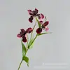 Pintura al óleo de flor artificial con tres iris pequeños, Exhibición de alta calidad para escaparate de centro comercial con arreglo floral, Decoración para el hogar temática de Alicia