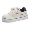 Zapatos de panadería únicos, tenis versátiles, nuevos tenis originales B3801 de color block para mujer, zapatos de panadería casuales ins