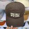 Gorra de Béisbol Bordada con Letras de Combinación de Colores Retro Estilo Americano para Mujer Primavera y Verano Todo Fósforo Moldeador de Rostro Parte Superior Suave Visera Sombrero de Pico de Pato para Hombre