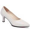 Sapatos de bico fino de camada única, sapatos femininos de verão, salto médio, couro macio, sapatos femininos, primavera e outono, 2021, novos sapatos de couro de salto alto para mães de meia-idade