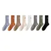 Calcetines con pantalones de tiburón para mujer, calcetines de longitud media hasta la pantorrilla, calcetines de exterior de moda, calcetines de baloncesto para suelo para hombre y mujer de la pareja de celebridades de internet, otoño e invierno