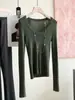 Vale la pena el precioCamiseta básica de punto 100% lana hilo Yangzi con cuello en U para mujer, corte ajustado y top favorecedor para ir al trabajo