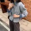 Suéter de punto de otoño para mujer, chic estilo coreano, con un ambiente sofisticado y relajado, con patchwork de mezclilla y un efecto adelgazante, diseño abierto por delante