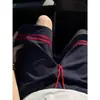Shorts Esportivos Listrados Color Block Americanos para Homens, Calças de Moletom Finas de Verão com Pernas Largas de Cinco Pontos, Senso de Design, Calças Casuais Soltas de Comprimento Médio
