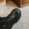 Nuevos estilos de otoño e invierno de botas Martin para niños: botines individuales para niñas de estilo británico, forrados de forro polar; botines para niñas pequeñas; y cálidas botas de algodón para niños