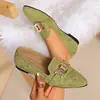 Nuevos mocasines de mujer para comercio exterior transfronterizo con cadenas metálicas y acabado de gamuza, punta fina, zapatos slip-on de suela plana