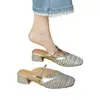 2026 Novas Mules Fechadas de Tecelagem Estilo Francês para Mulheres, Sandálias de Verão com Salto Grosso Vazadas Respiráveis Versáteis na Moda Atacado