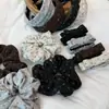 Moda de otoño e invierno: patrón floral de puntos, tela de lana sintética, scrunchie grande, estilo retro coreano, pasador pequeño inspirado en Chanel para coletas, accesorio para el cabello
