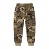 Pantalones de chándal de camuflaje para hombre, forrados de forro polar, estilo hip-hop moderno, corte holgado, para deportes, actividades al aire libre, ropa de trabajo, transfronterizos europeos y americanos, peso pesado, en stock