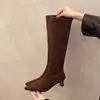 Botas de mujer de tacón alto con punta y estampado de leopardo, elegantes botas altas que estilizan las piernas, botas elásticas, botas largas de moda y versátiles
