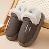 Nuevos zapatos para mujer y pantuflas cálidas de algodón para uso en interiores, aptos para parejas, con suelas gruesas, diseño antideslizante y sin olor, para uso tanto en interiores como en exteriores, zapatos de algodón de invierno para hombre