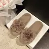 2026 Pantuflas peludas de moda, de punta abierta, para mujer, para exteriores, otoño e invierno, de suela plana, estilo nuevo, diseño floral, suela suave y forradas de felpa