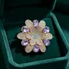 Broche de Flor de Diamante Multicolor de Múltiples Capas para Industria Pesada Aleación Incrustada con Pedrería de Gota de Agua Colorida Pin para Traje Qipao Vestido de Noche