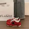Tênis de plataforma estilo retrô com estampa de estrelas, sapatos de treino alemães para mulheres, nova coleção 2026, tênis versáteis com cadarço, solas macias e design respirável, adequados para o verão e outono