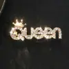 Vendedor Popular de Amazon Broche de Reina con Pedrería Completa Transfronterizo Letra Broche de Aleación Incrustado con Pedrería Broche de Lujo Ligero Accesorios para Ropa