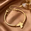 Pulsera de Acero de Titanio Curvada de Lujo Ligero de Alto Valor, Mariposa de un Solo Lado para Mujer, Exquisita de Nicho, Versátil, No se Desvanece, Joyería de Mano para Celebridades de Internet para Mujer