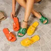 Comercio electrónico transfronterizo, talla grande, nueva colección verano 2026, sandalias planas para mujer, sandalias de playa casuales y de moda para mujer