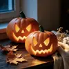 Luz decorativa de escena festiva de linterna de calabaza de Halloween transfronteriza, accesorio de calabaza grande hueco luminoso soplado de forma peculiar