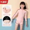 Traje de baño para niñas 2025 Nuevo de manga larga y pantalones dividido para estudiantes de secundaria para aguas termales