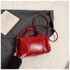 Bolsa Pequena Popular de Verão para Mulheres 2025 Nova Moda Versátil Bolsa Transversal Super Popular Portátil para o Dia a Dia Bolsa Almofada