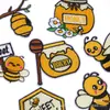 Parche bordado linda abeja bordado decoración de ropa LOGO Zhang Zi sin coser lavable accesorios DIY venta al por mayor